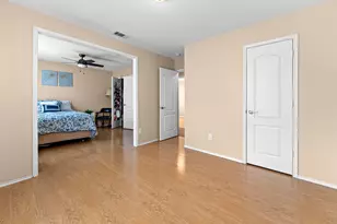 729 Pheasant Rd, Saginaw, TX 76131 - Photo 13