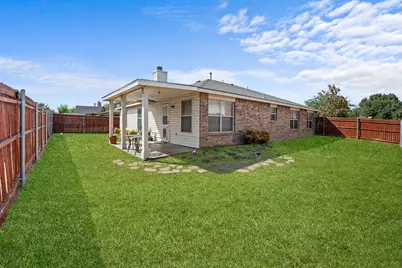 729 Pheasant Road, Saginaw, TX 76131 - Photo 17