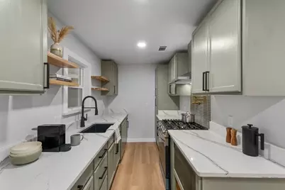 2122 Lemart Street, Grand Prairie, TX 75051 - Photo 5
