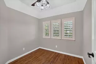 2024 S Hill Dr, Irving, TX 75038 - Photo 17