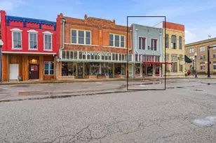 325 N Main St, Bonham, TX 75418 - Photo 1