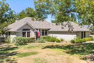 9008 Magnolia Vale Dr, Granbury, TX 76049 - Photo 31
