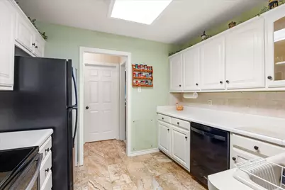 9008 Magnolia Vale Drive, Granbury, TX 76049 - Photo 11