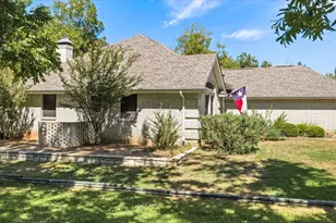 9008 Magnolia Vale Dr, Granbury, TX 76049 - Photo 1