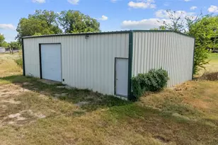 3595 County Rd 1037, Greenville, TX 75401 - Photo 5