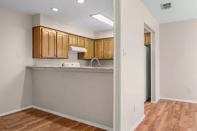 726 Michol Street, Grapevine, TX 76051 - Photo 11