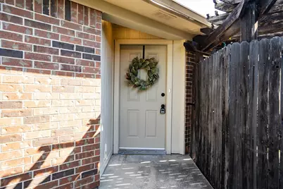 726 Michol Street, Grapevine, TX 76051 - Photo 3