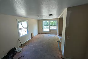 1308 S 26th St, Waco, TX 76706 - Photo 5