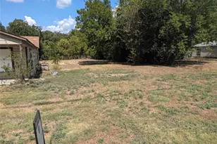 1308 S 26th St, Waco, TX 76706 - Photo 9
