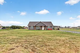 1012 Brown Ct, Poolville, TX 76487 - Photo 35