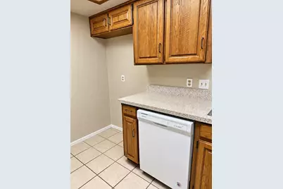 201-203 Yorkshire Court, Euless, TX 76040 - Photo 9