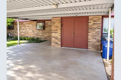 201-203 Yorkshire Court, Euless, TX 76040 - Photo 5