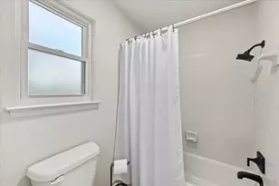 7816 Fairwood Ct, Fort Worth, TX 76179 - Photo 33