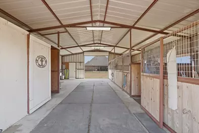 453 Kincannon Lane, Rhome, TX 76078 - Photo 33