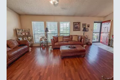 333 S Cannady Drive, Cedar Hill, TX 75104 - Photo 3