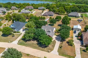 8101 Rodeo Dr, Denton, TX 76208 - Photo 3