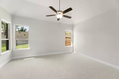 708 Splendor Drive, McKinney, TX 75072 - Photo 9