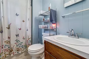 809 Beech St, Bonham, TX 75418 - Photo 15