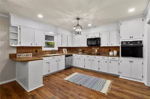 3021 Oakridge Dr, Corsicana, TX 75110 - Photo 15