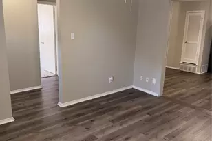2510 S Fielder Rd, Arlington, TX 76015 - Photo 5