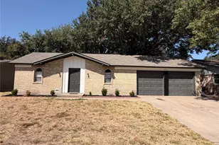2510 S Fielder Rd, Arlington, TX 76015 - Photo 1
