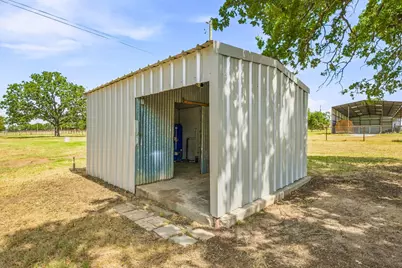 1490 County Road 185, Stephenville, TX 76401 - Photo 23