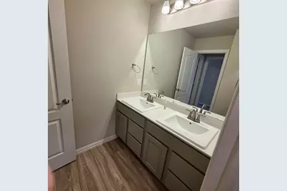 1215 Goliad Drive, Lewisville, TX 75077 - Photo 11