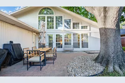 7402 Bluefield Drive, Dallas, TX 75248 - Photo 13