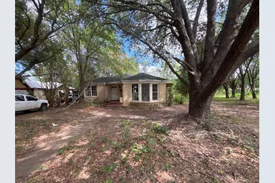 212 Sunset Avenue, Jacksonville, TX 75766 - Photo 1