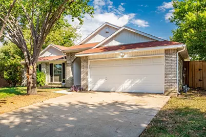 7016 Fall Creek Court, Watauga, TX 76148 - Photo 3