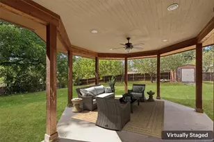 1925 Wildwood Dr, Grand Prairie, TX 75050 - Photo 25