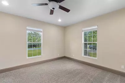 1925 Wildwood Drive, Grand Prairie, TX 75050 - Photo 21