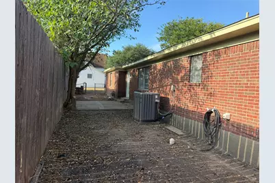 101 5th Street, Forreston, TX 76041 - Photo 27