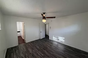 101 5th St, Forreston, TX 76041 - Photo 17