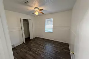 101 5th St, Forreston, TX 76041 - Photo 11