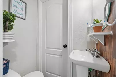 2111 Sharpshire Lane, Arlington, TX 76014 - Photo 15