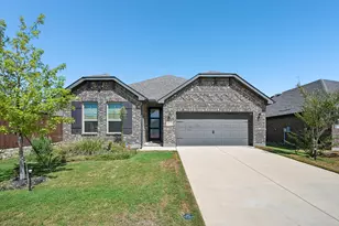 1612 Elle Ln, Aubrey, TX 76227 - Photo 1