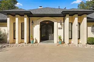 1005 S Denton St, Gainesville, TX 76240 - Photo 5