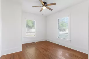 307 S Crockett St, Edgewood, TX 75117 - Photo 9