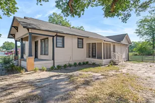 307 S Crockett St, Edgewood, TX 75117 - Photo 21