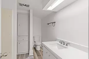 307 S Crockett St, Edgewood, TX 75117 - Photo 15