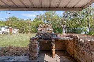 1213 De Ridder Ave, Fort Worth, TX 76106 - Photo 13