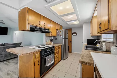 814 S Hyde Park Avenue, Denison, TX 75020 - Photo 9