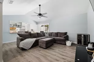 814 S Hyde Park Ave, Denison, TX 75020 - Photo 7