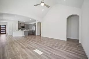 925 King St, Aubrey, TX 76227 - Photo 13