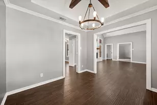 523 Cooper St, Grand Prairie, TX 75052 - Photo 9