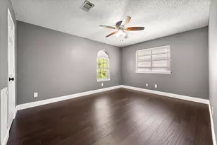 523 Cooper St, Grand Prairie, TX 75052 - Photo 29