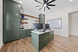 801 E Ave C, Valley Mills, TX 76689 - Photo 17