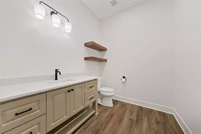 801 E Avenue C, Valley Mills, TX 76689 - Photo 15