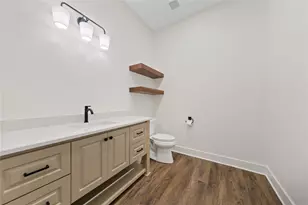 801 E Ave C, Valley Mills, TX 76689 - Photo 15